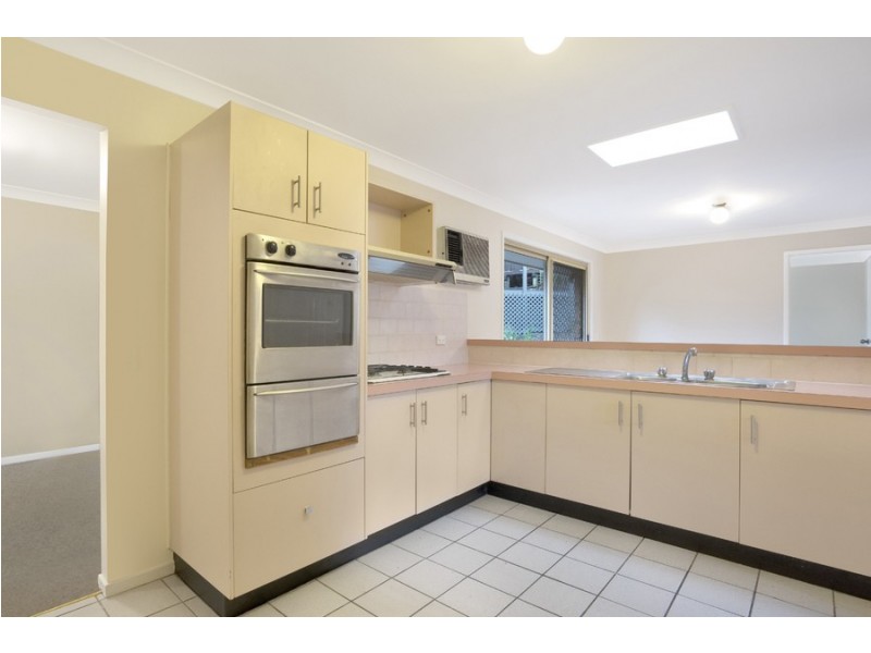 22 Perratt Close, Lisarow NSW 2250