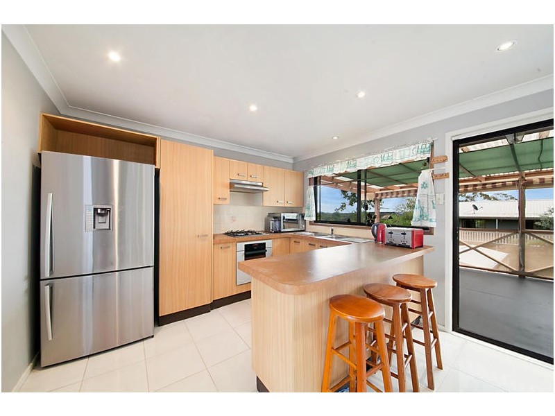 9 Barclay Close, Kariong NSW 2250