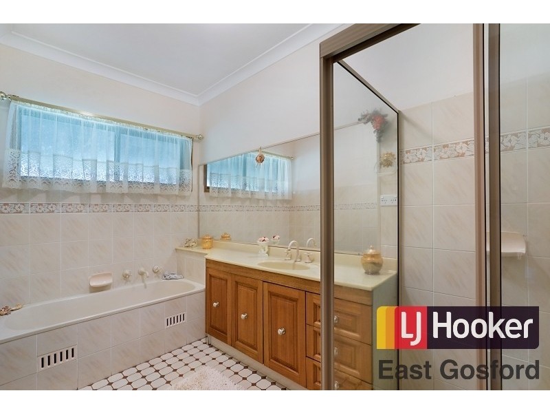 198 Fagans Road, Lisarow NSW 2250