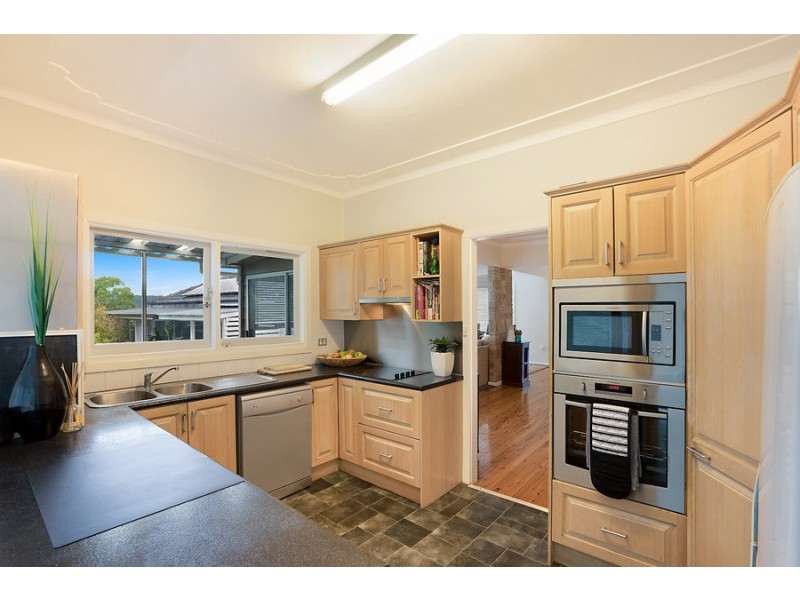 31 Dolly Avenue, Springfield NSW 2250