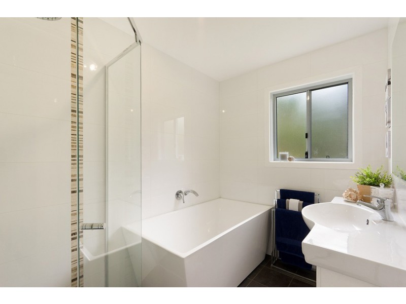 31 Dolly Avenue, Springfield NSW 2250