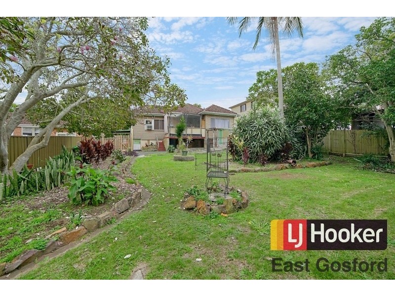 33 Frederick Street, East Gosford NSW 2250