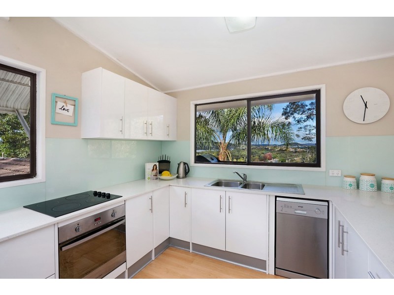 6 Margaret Rose Drive, East Gosford NSW 2250