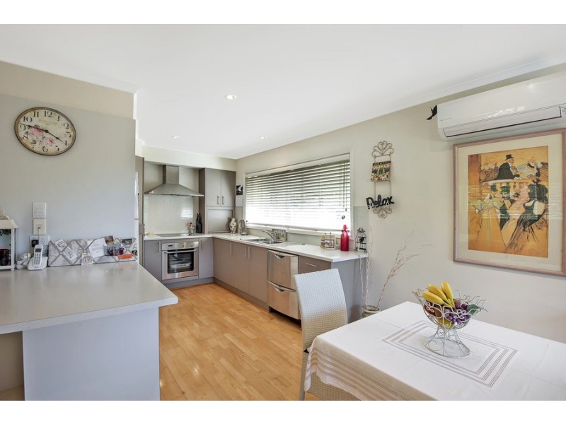 1/2 Lakewood Avenue, Green Point NSW 2251
