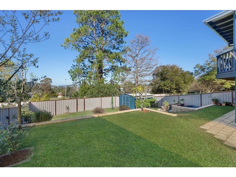 18 Headlam Parade, Springfield NSW 2250