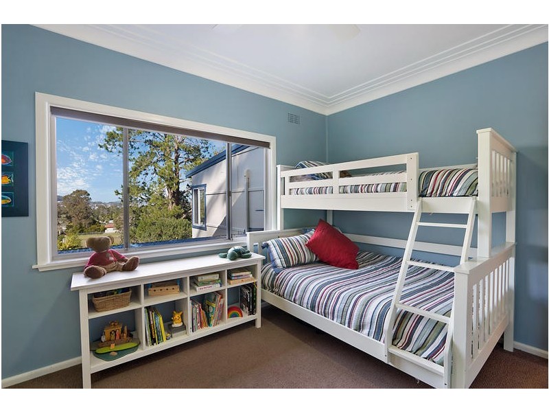 18 Headlam Parade, Springfield NSW 2250