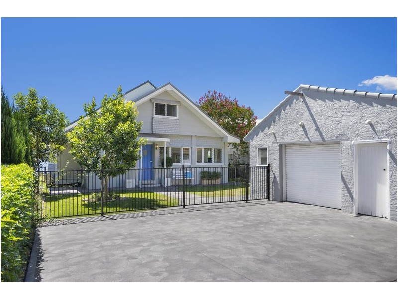 82 Brisbane Water Drive, Koolewong NSW 2256