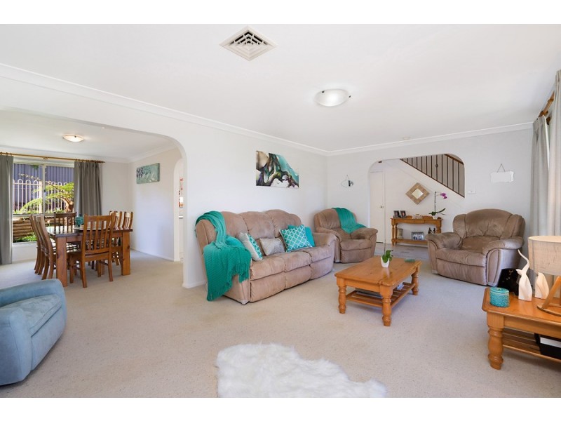 24 Meadow Road, Springfield NSW 2250