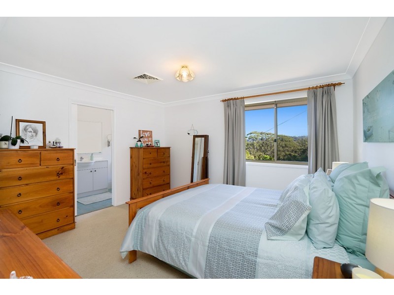24 Meadow Road, Springfield NSW 2250
