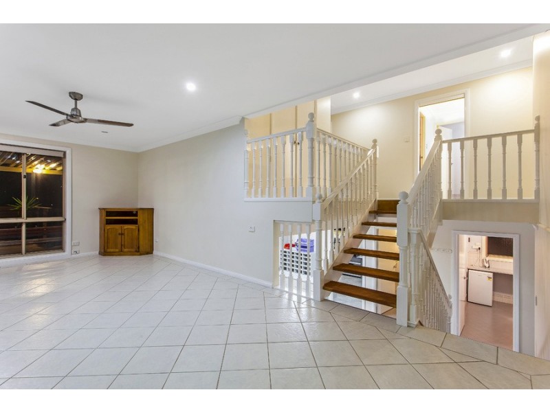 25 Walch Avenue, Bateau Bay NSW 2261