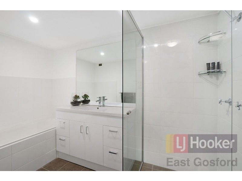 3/3 Joseph Lloyd Close, Gosford NSW 2250