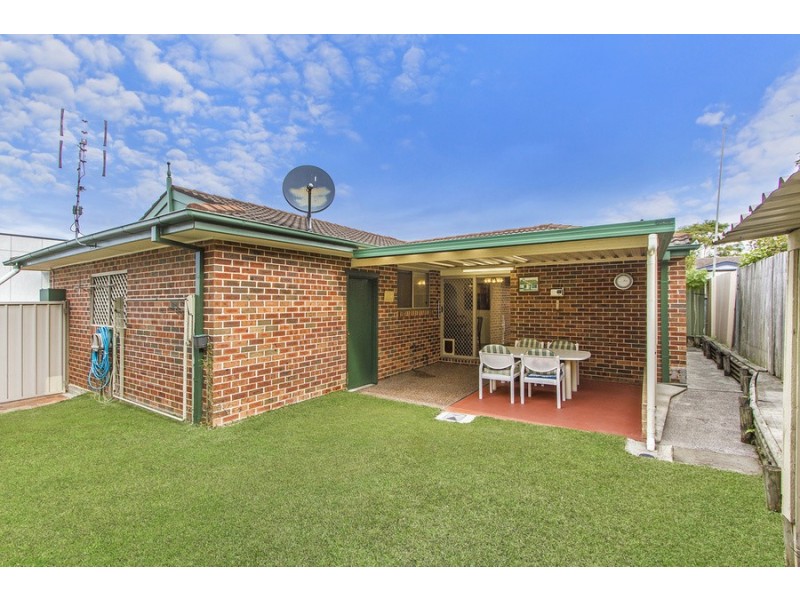 20a Althorp Street, East Gosford NSW 2250
