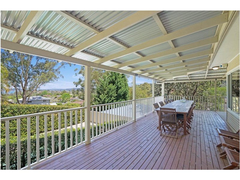 5 Emma James Street, Springfield NSW 2250