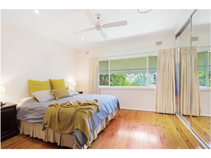 5 Emma James Street, Springfield NSW 2250