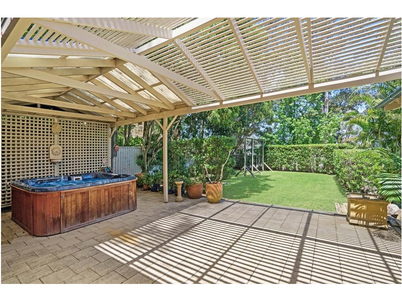 5 Emma James Street, Springfield NSW 2250