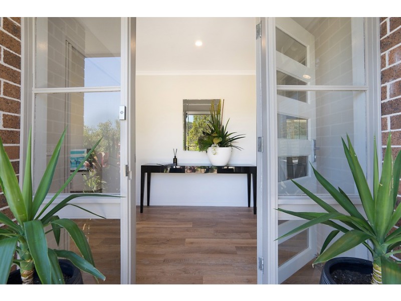 12 Dogwood Close, Wyoming NSW 2250