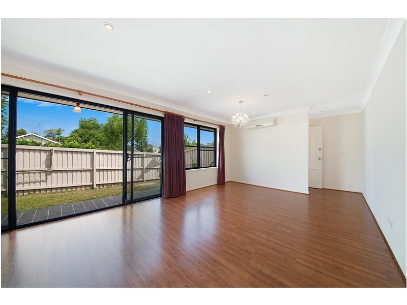 1/4 Lushington Street, East Gosford NSW 2250