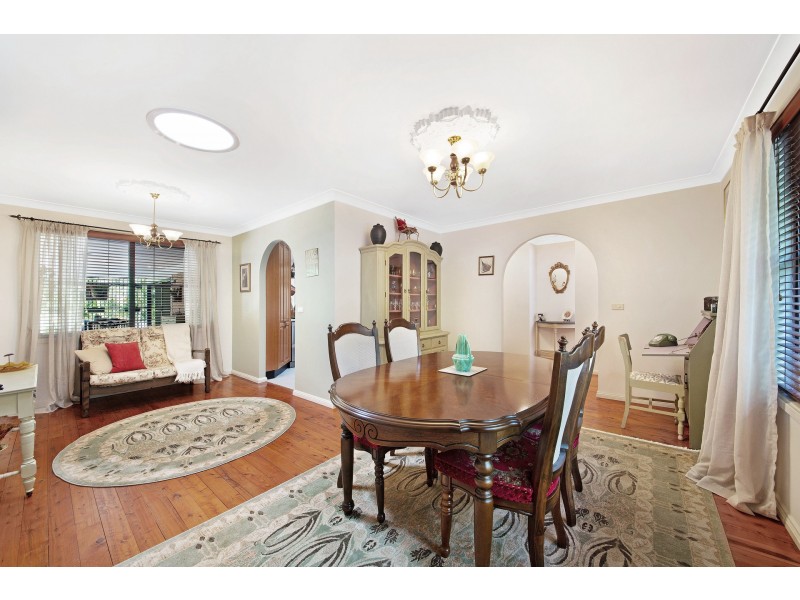 9 Marangani Avenue, North Gosford NSW 2250