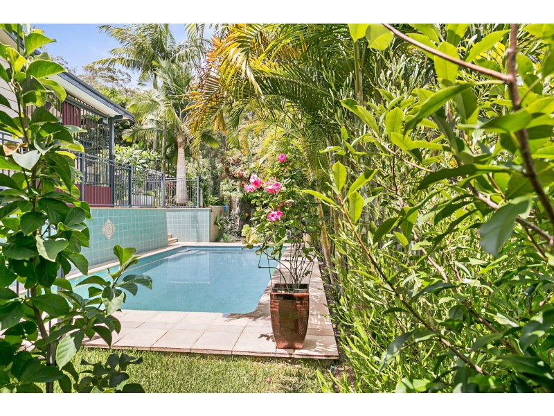 9 Marangani Avenue, North Gosford NSW 2250