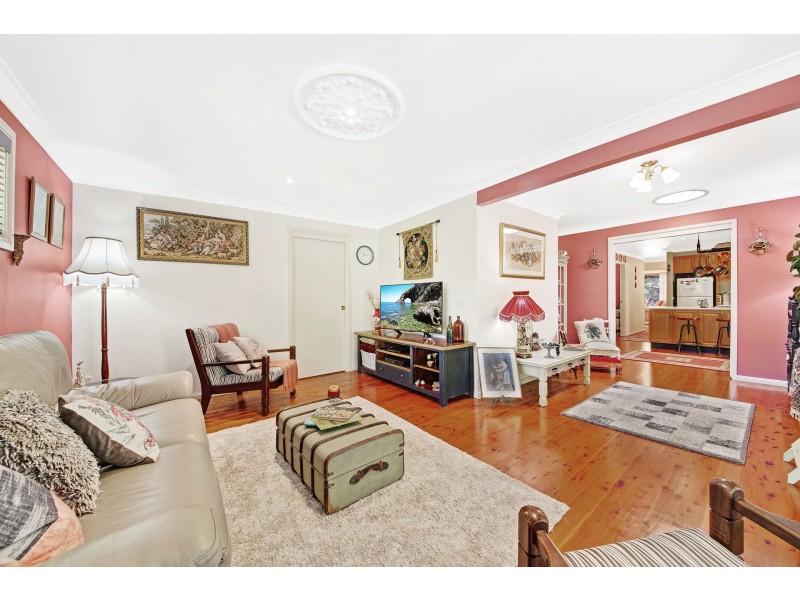 9 Marangani Avenue, North Gosford NSW 2250