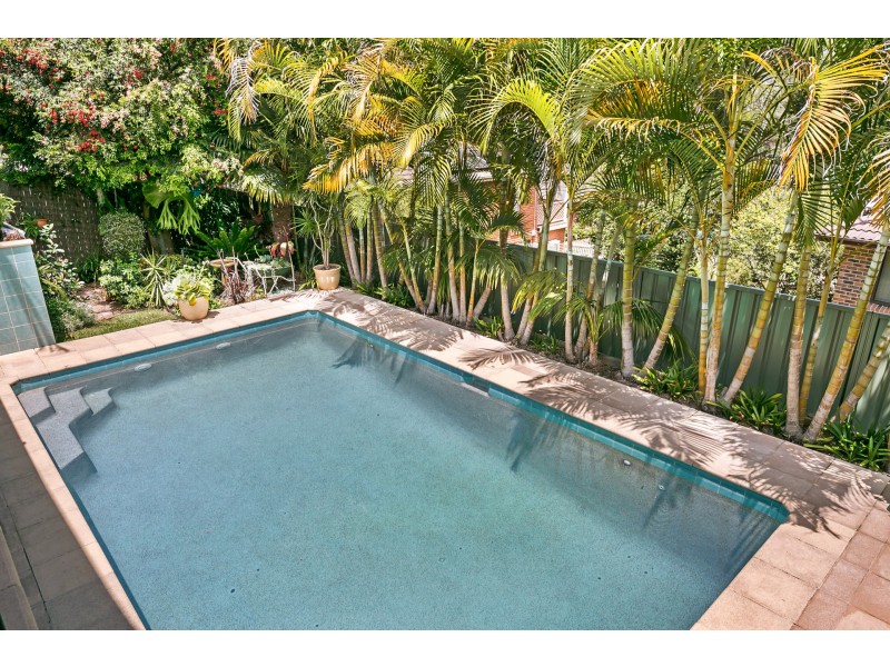 9 Marangani Avenue, North Gosford NSW 2250