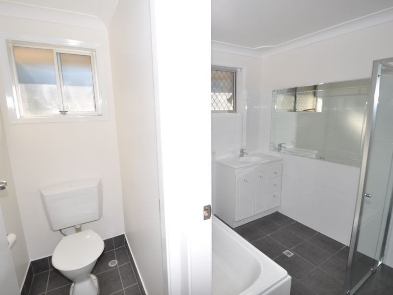 16 Small Street, Wyoming NSW 2250