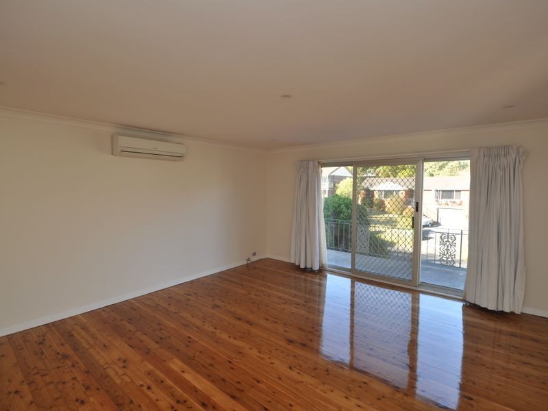 16 Small Street, Wyoming NSW 2250