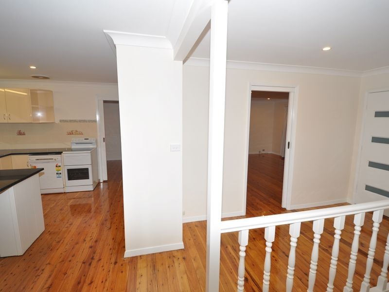 16 Small Street, Wyoming NSW 2250