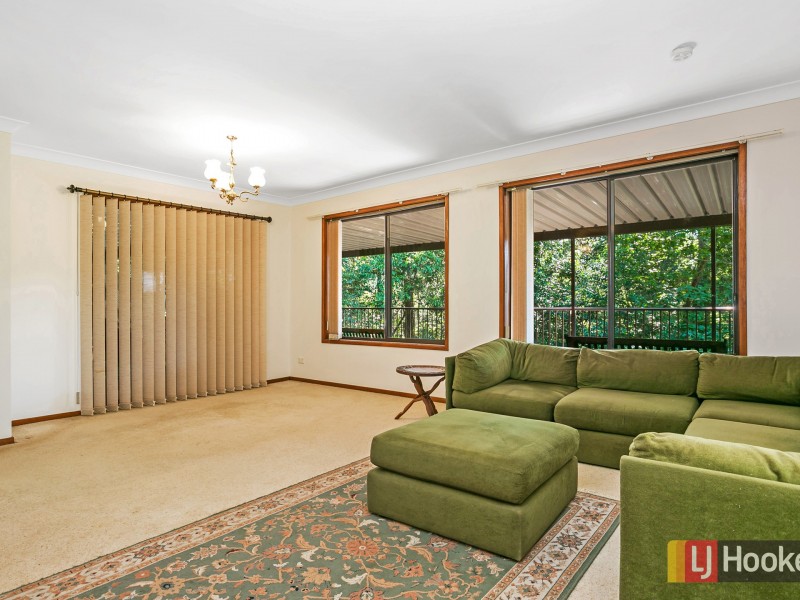 11 Woodview Road, Springfield NSW 2250