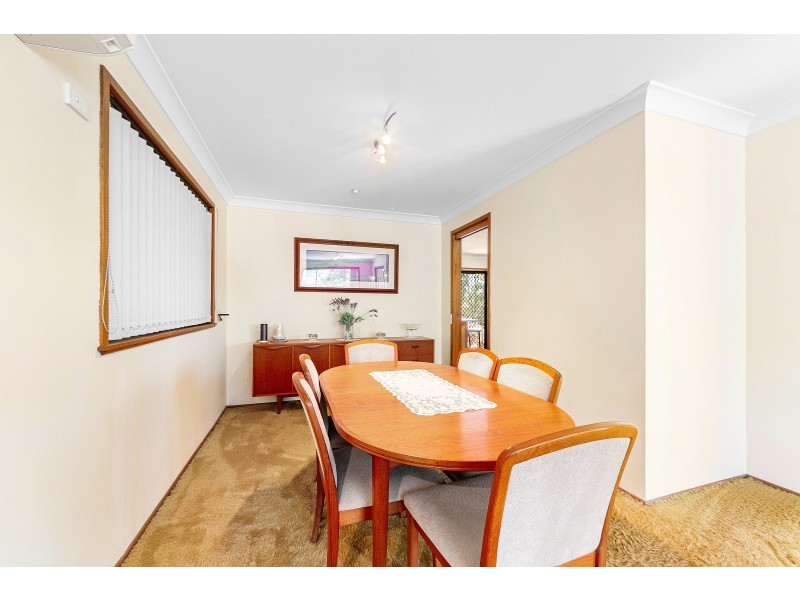 9 Craigend Street, Wyoming NSW 2250