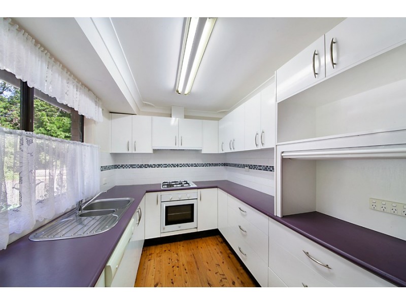 8 Elkhorn Close, Wyoming NSW 2250