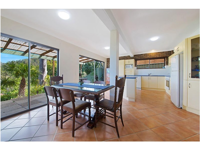 32 Mangrove Road, Narara NSW 2250