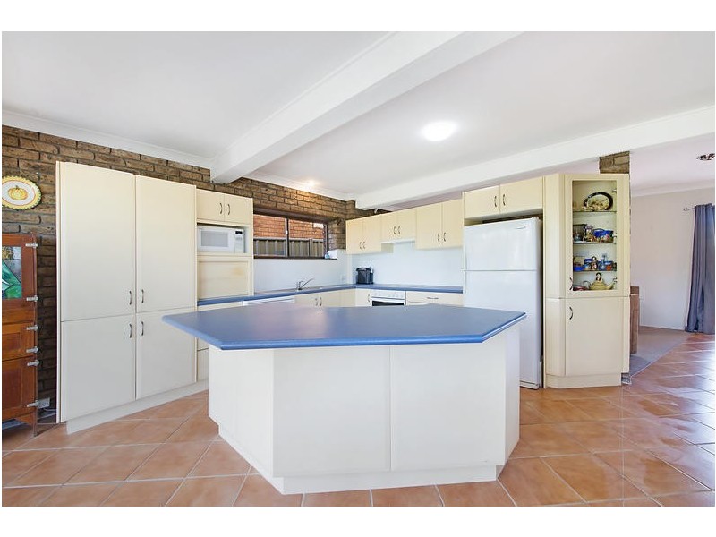 32 Mangrove Road, Narara NSW 2250