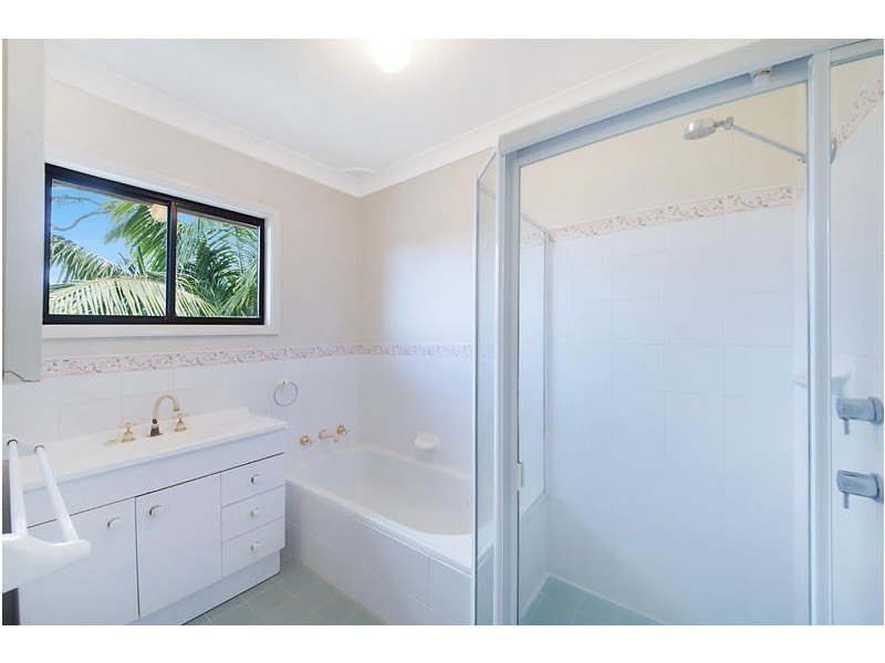 32 Mangrove Road, Narara NSW 2250