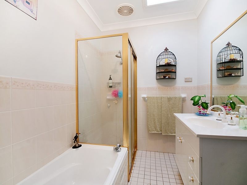 1/6 Kooronya Road, Kincumber NSW 2251
