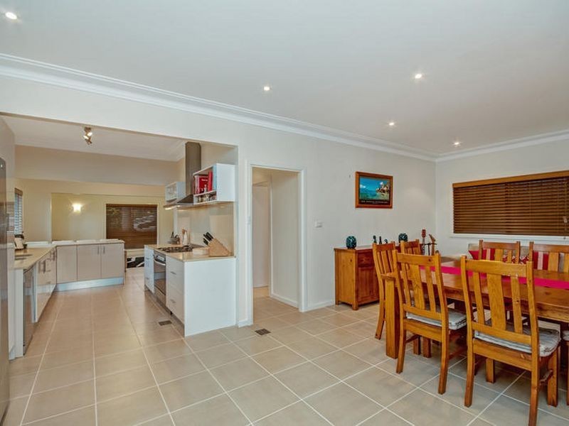 9 Alison Road, Springfield NSW 2250