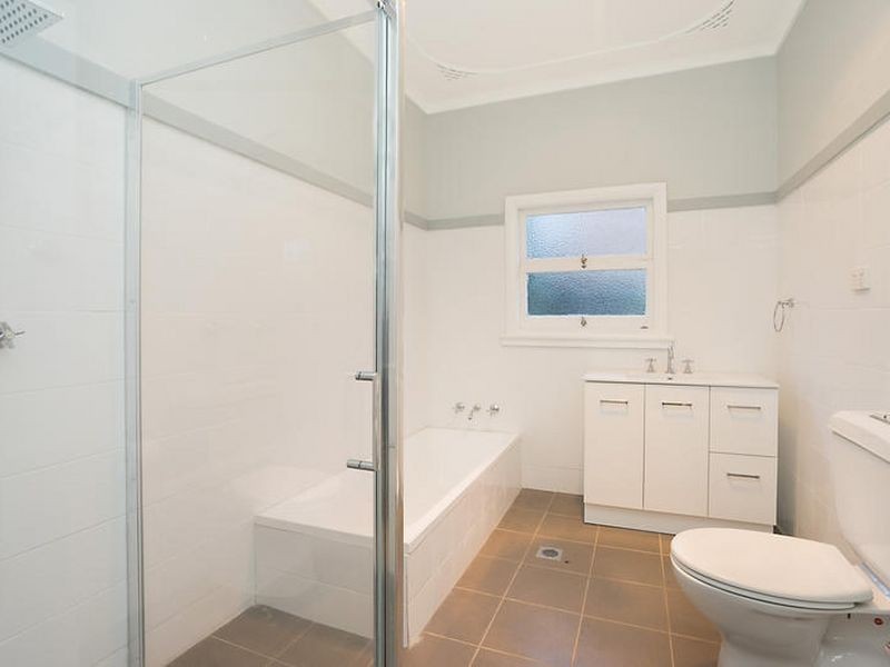 12 Donnison Street West, West Gosford NSW 2250