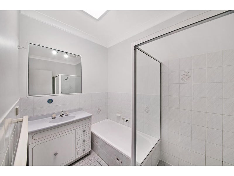 6/162 Albany Street, Point Frederick NSW 2250