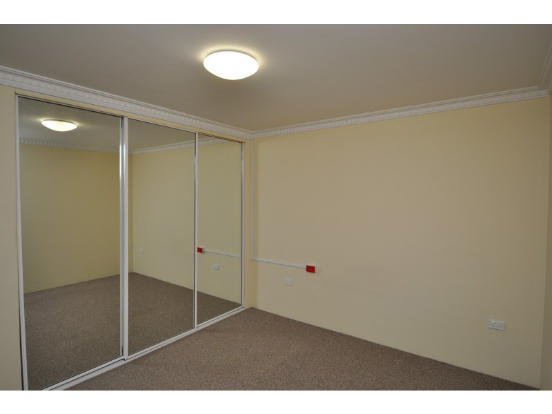 4/3-5 Gertrude Place, Gosford NSW 2250
