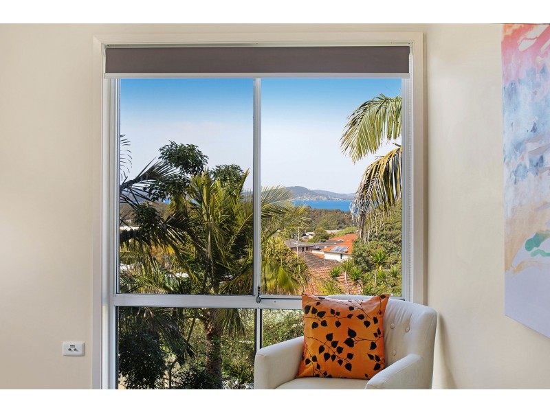 1 Bay View Avenue, East Gosford NSW 2250