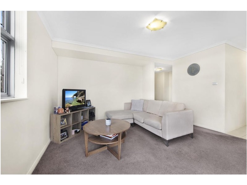 271/80 John Whiteway Drive, Gosford NSW 2250