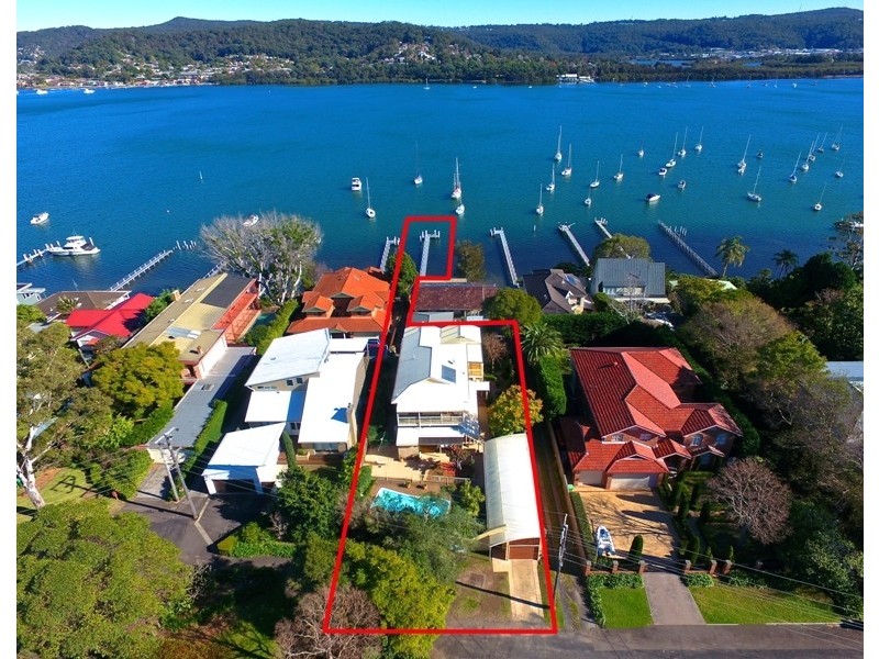 30 Eulalia Avenue, Point Frederick NSW 2250