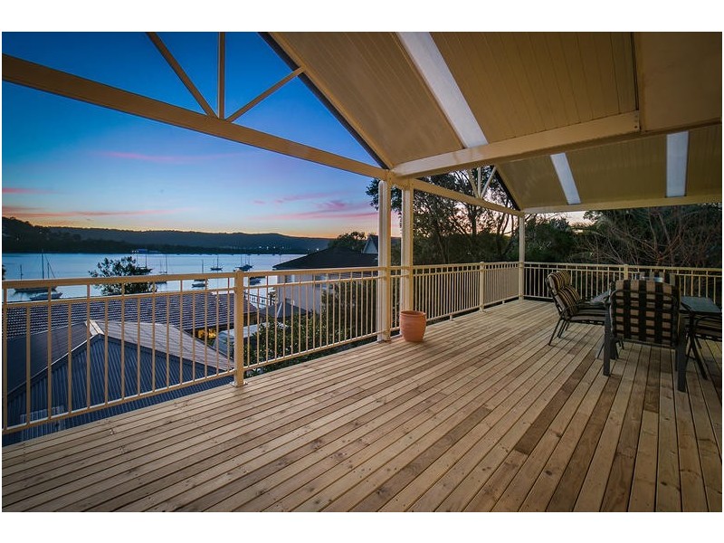 30 Eulalia Avenue, Point Frederick NSW 2250