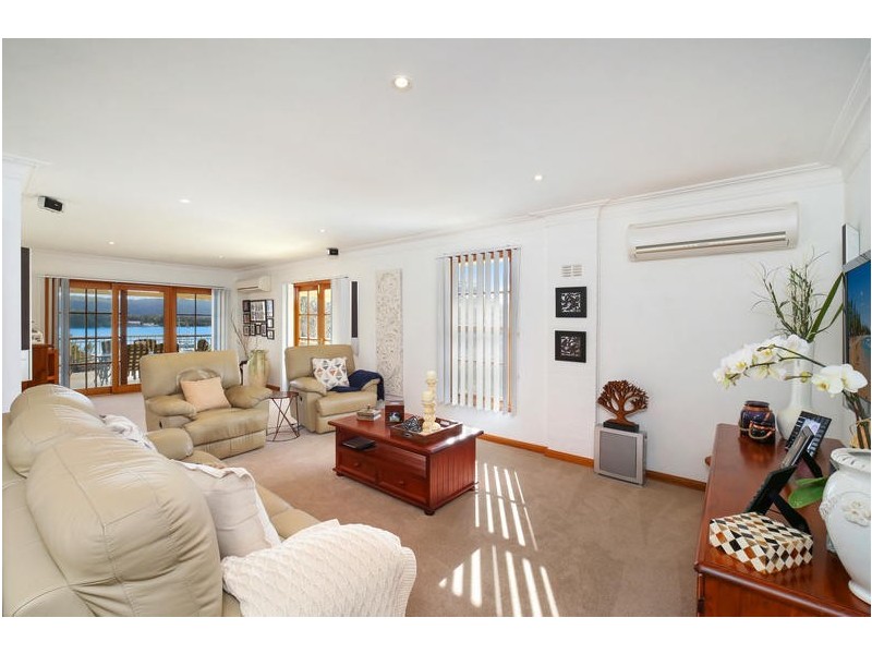 30 Eulalia Avenue, Point Frederick NSW 2250