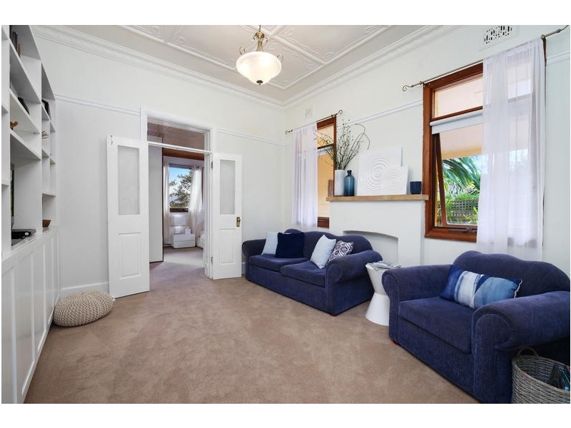 30 Eulalia Avenue, Point Frederick NSW 2250