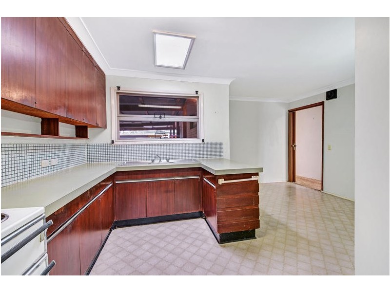 8 Marshdale Road, Springfield NSW 2250