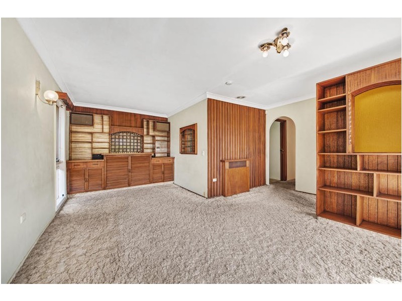 8 Marshdale Road, Springfield NSW 2250