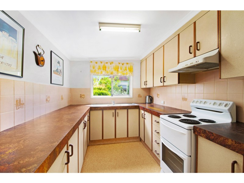 38 Wells Street, East Gosford NSW 2250