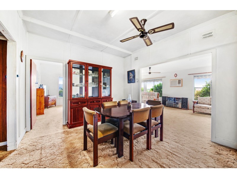 38 Wells Street, East Gosford NSW 2250