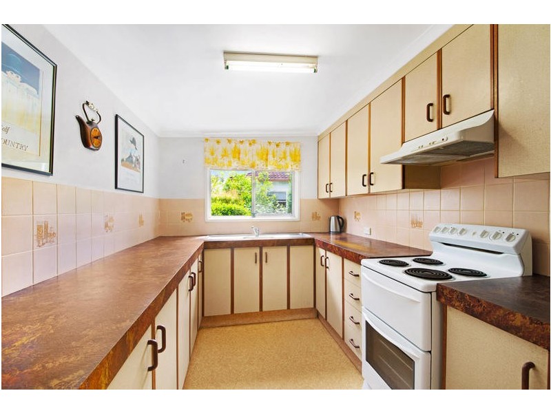 38 Wells Street, East Gosford NSW 2250